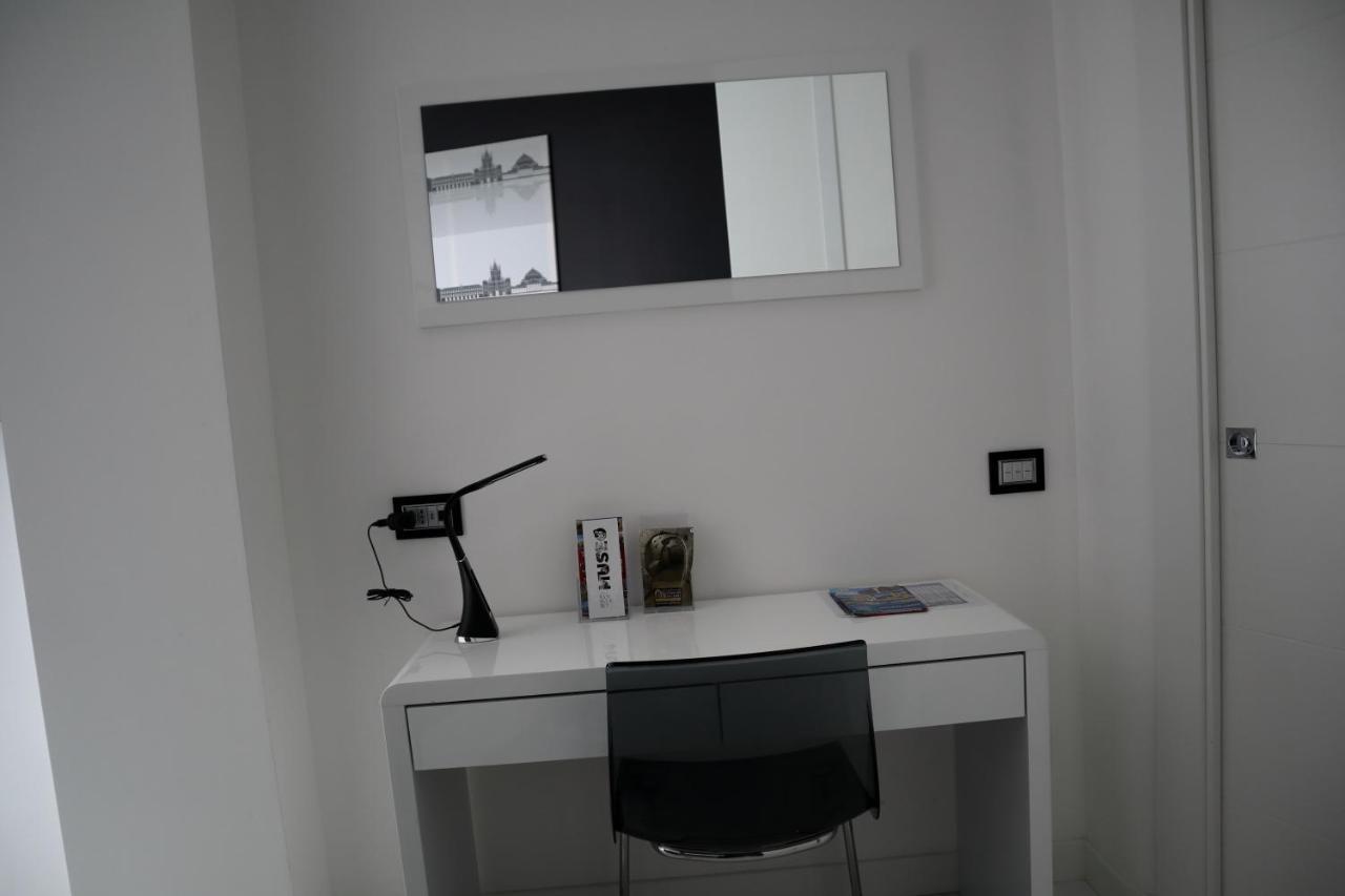 Rettifilo 201 Exclusive Rooms Neapol Zewnętrze zdjęcie