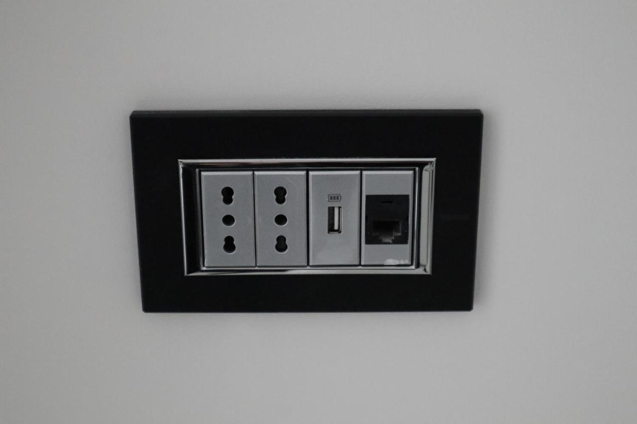 Rettifilo 201 Exclusive Rooms Neapol Zewnętrze zdjęcie