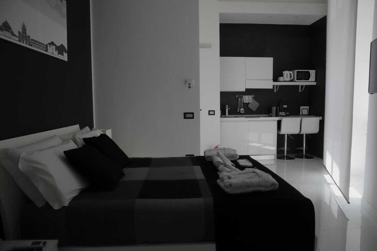 Rettifilo 201 Exclusive Rooms Neapol Zewnętrze zdjęcie