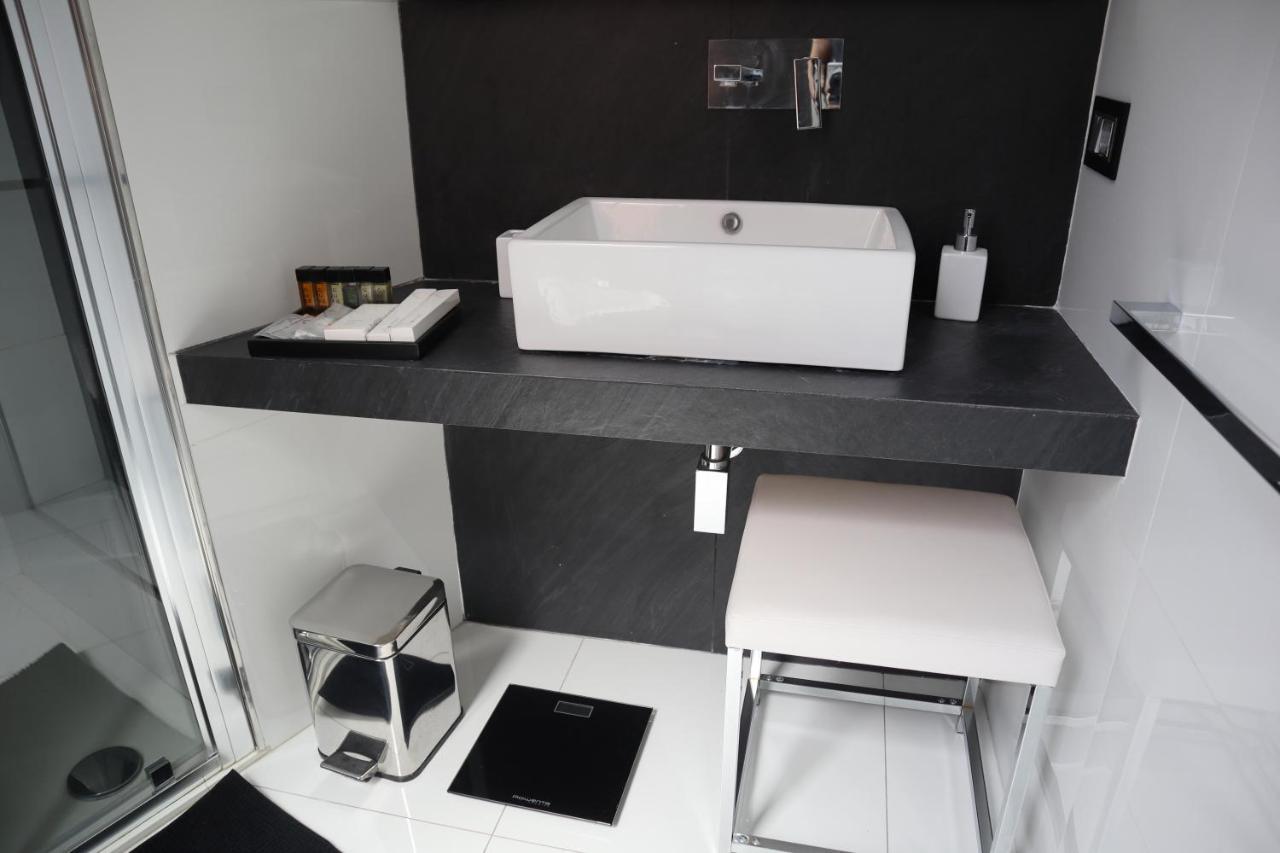 Rettifilo 201 Exclusive Rooms Neapol Zewnętrze zdjęcie